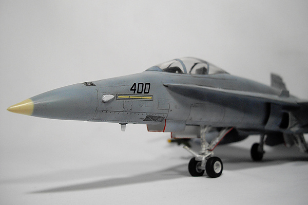 F-18C Revell-007.jpg