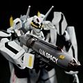 VF-0S battroid-019.jpg