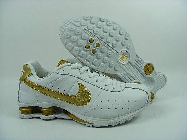 Nike Shox R4 Classic Men White Gold Shoes.jpg
