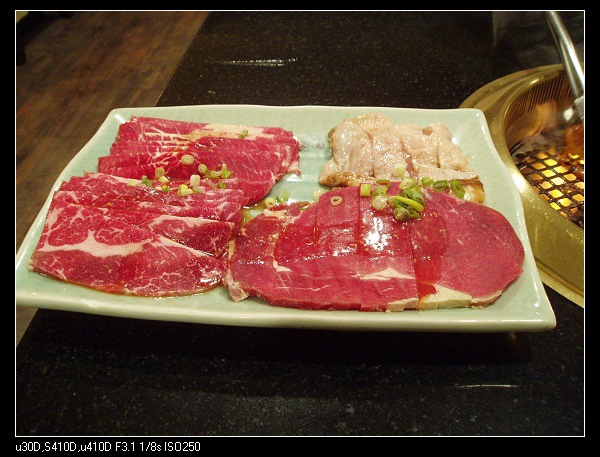 25952320:[食] 台中SOGO鬥牛士之三鍋一燒肉