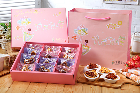 鴻鼎?子2017年節伴手禮開箱 鴻鼎?子2017年節伴手禮開箱