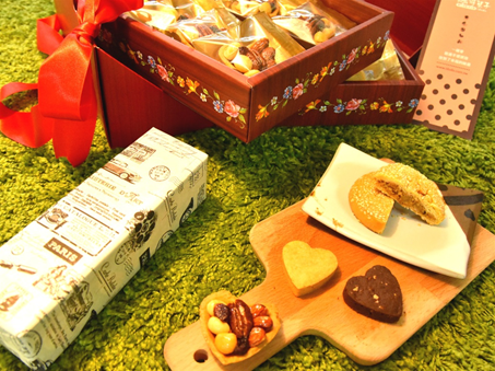 鴻鼎?子2017年節伴手禮開箱 鴻鼎?子2017年節伴手禮開箱