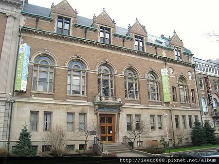 800px-Boston_Conservatory_-_IMG_2989.JPG