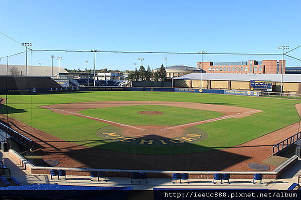 800px-Ray_Fisher_baseball_stadium_Ann_Arbor_Michigan.JPG