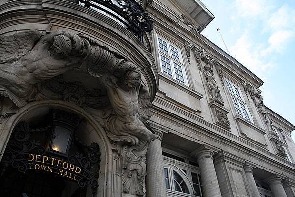 800px-Deptford_Town_Hall_Building.jpg