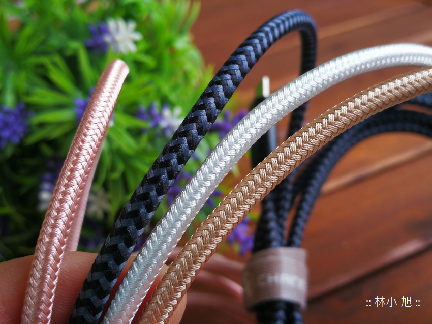 折彎次數過萬超耐用!CHANNEL WELL 傳輸線開箱 折彎次數過萬超耐用!CHANNEL WELL 傳輸線開箱