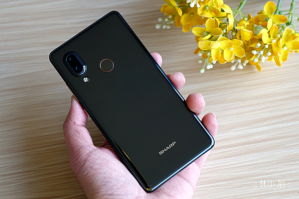 夏普 SHARP AQUOS S3 開箱 (6).png