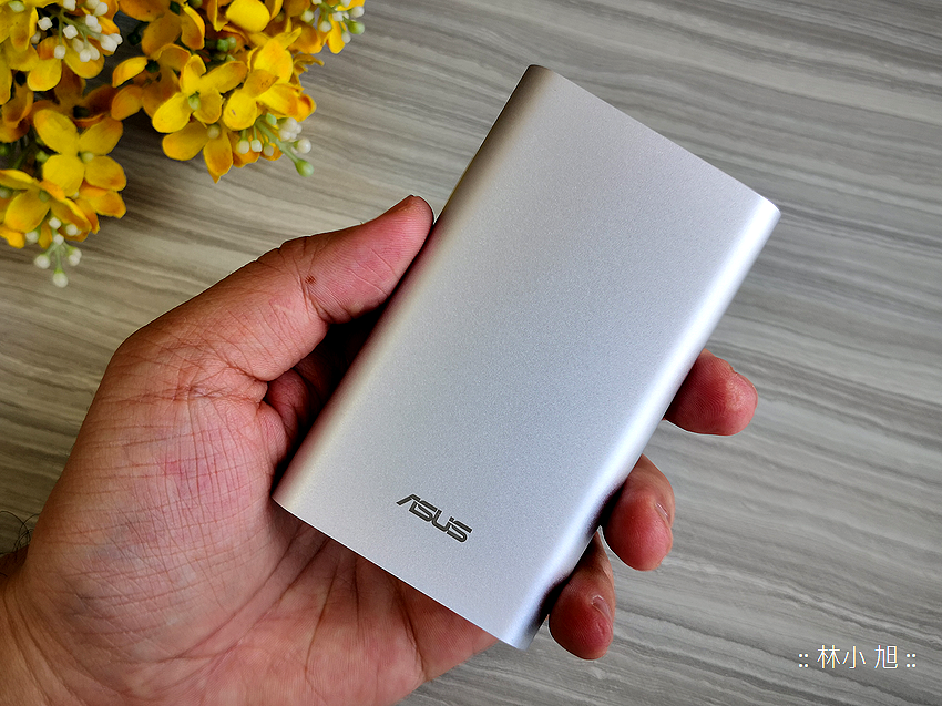 ASUS 華碩 ZenPower 10050C (ABTU012) 快充行動電源開箱推薦 (8).png ASUS 華碩 ZenPower 10050C (ABTU012) 快充行動電源開箱推薦 (8).png