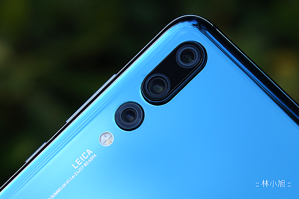 HUAWEI P20 Pro 開箱 (ifans 林小旭) (6).png