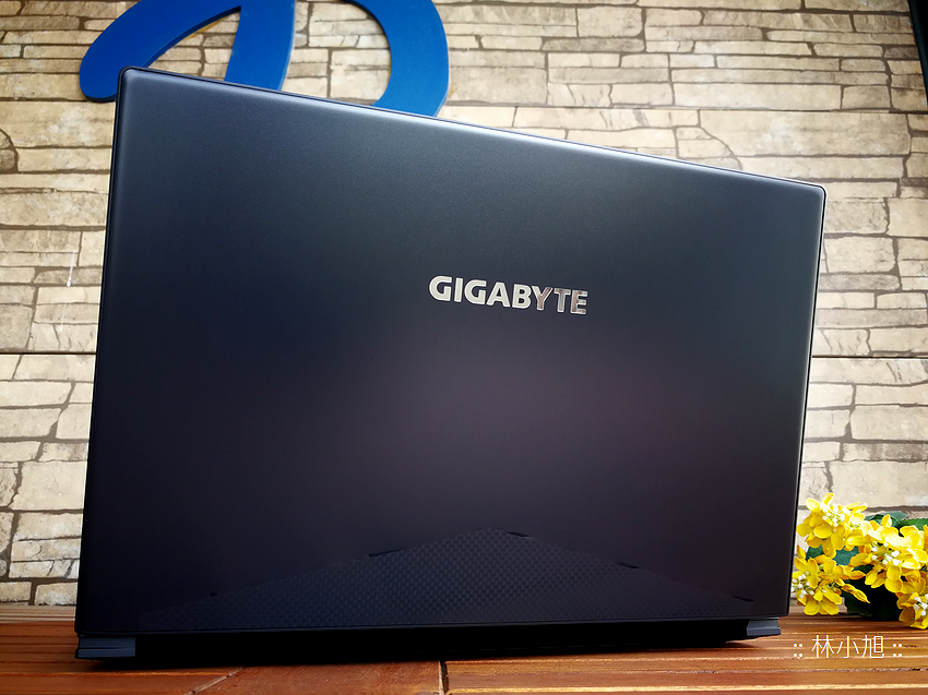 GIGABYTE 技嘉 AERO 15X 開箱 (ifans 林小旭) (34).png