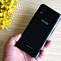 VIVO X21 開箱 (ifans 林小旭) (4).png