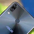 ASUS 華碩 ZenFone 5Z 開箱 (ifans 林小旭) (15).png