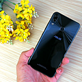 ASUS 華碩 ZenFone 5Z 開箱 (ifans 林小旭) (1).png