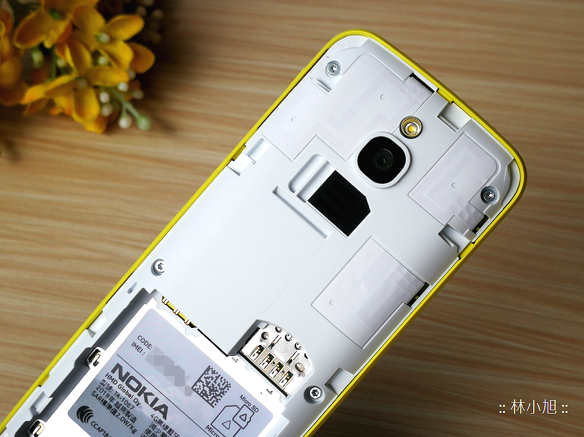 台灣版本 Nokia 8110 復古香蕉機 4G 版開箱 (ifans 林小旭) (12).png