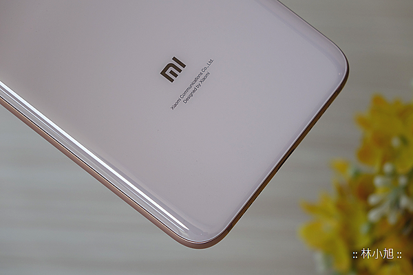 小米8開箱 (ifans 林小旭) (10).png