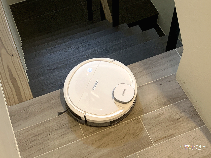 ECOVACS DEEBOT OZMO 900 智慧型掃地吸塵機器人開箱 (ifans 林小旭) (37).png