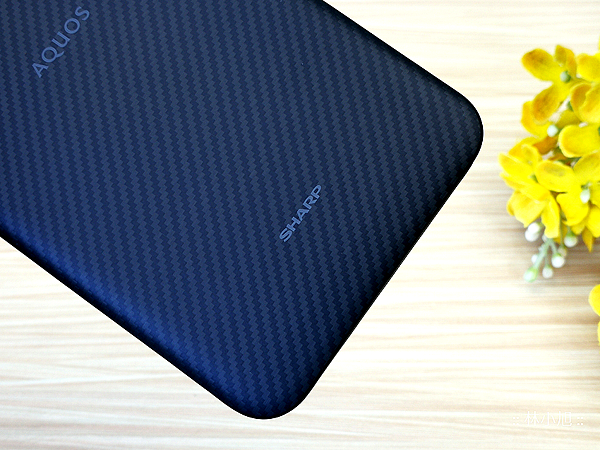 SHARP AQUOS Zero 開箱 (ifans 林小旭) (31).png