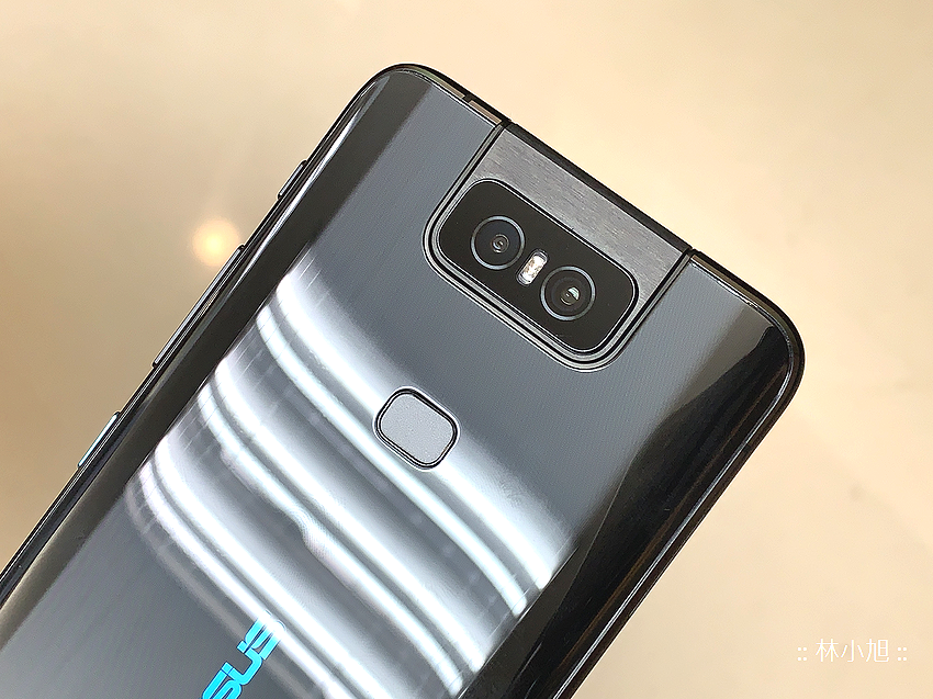 ASUS 華碩 ZenFone 6 開箱 (ifans 林小旭) (8).png