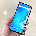 ASUS 華碩 ZenFone 6 開箱 (ifans 林小旭) (11).png