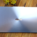 ASUS ZenBook S13 UX392 冰河藍開箱 (ifans 林小旭) (13).png