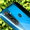 realme 5 Pro 四攝迅猛龍智慧型手機 開箱 (ifans 林小旭) (1).png