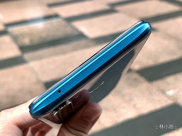 realme 5 Pro 四攝迅猛龍智慧型手機 開箱 (ifans 林小旭) (14).png