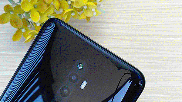 OPPO Reno2 Z 開箱 (ifans 林小旭) (43).gif