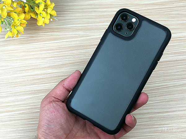 Spigen Ultra Hybrid 與 Slim Armor Essential S 防摔支架保護殼開箱 (28).png