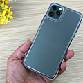 Spigen Ultra Hybrid 與 Slim Armor Essential S 防摔支架保護殼開箱 (32).png