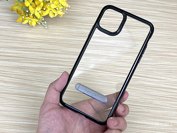 Spigen Ultra Hybrid 與 Slim Armor Essential S 防摔支架保護殼開箱 (9).png