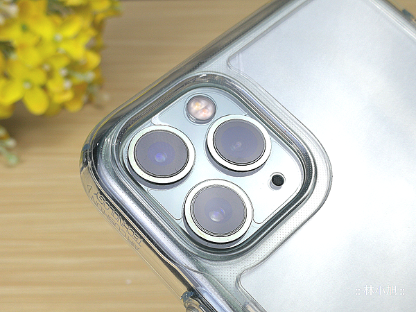 Spigen Ultra Hybrid 與 Slim Armor Essential S 防摔支架保護殼開箱 (55).png