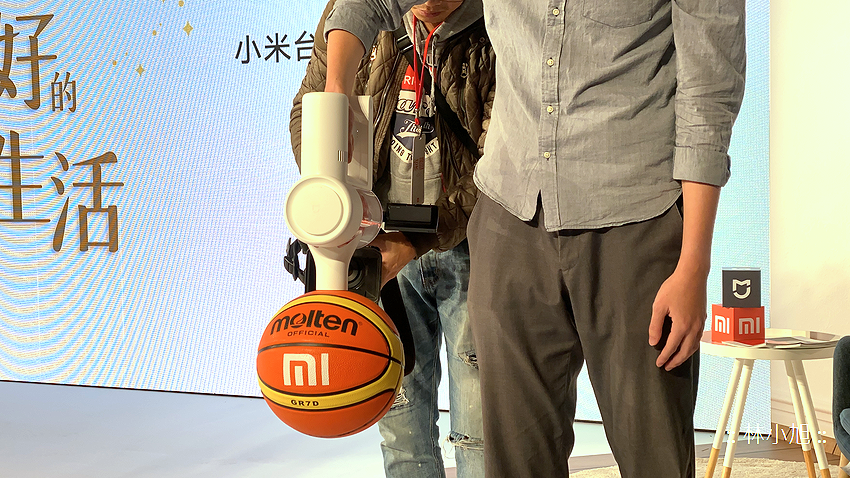 米家手持無線吸塵器 Lite (ifans 林小旭) (1).png