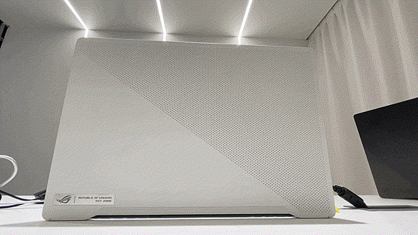 ASUS ROG Zephyrus G14 西風之神電競筆電 (ifans 林小旭) (26).gif