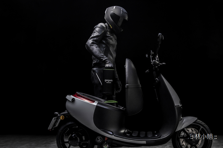 全新 Gogoro S1 冰岩灰洗鍊現身 (12).png