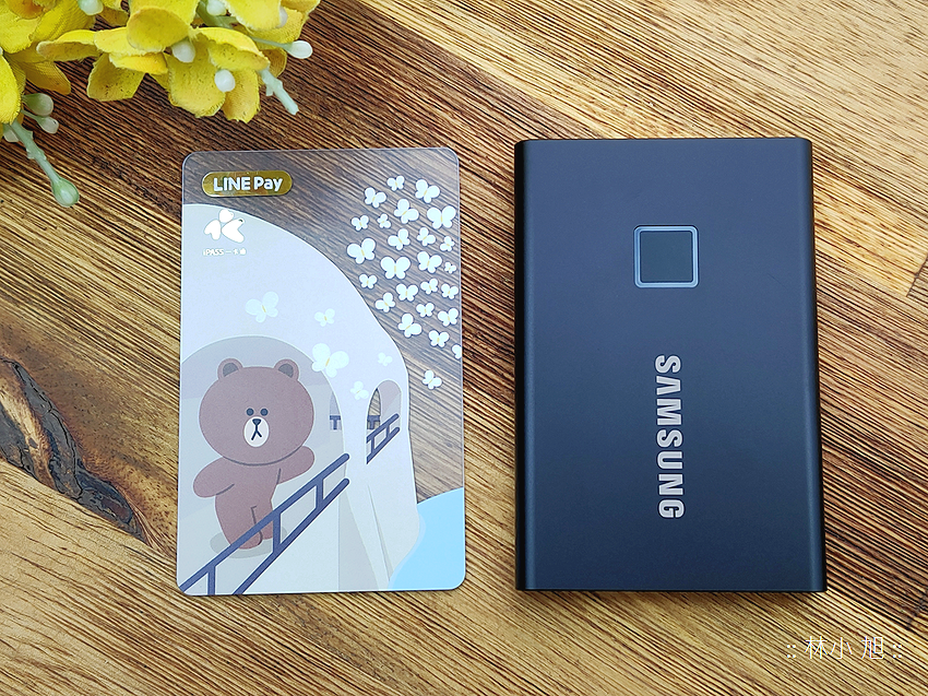 SAMSUNG 三星 T7 Touch 500GB SSD 固態硬碟經典黑開箱 (ifans 林小旭) (16).png