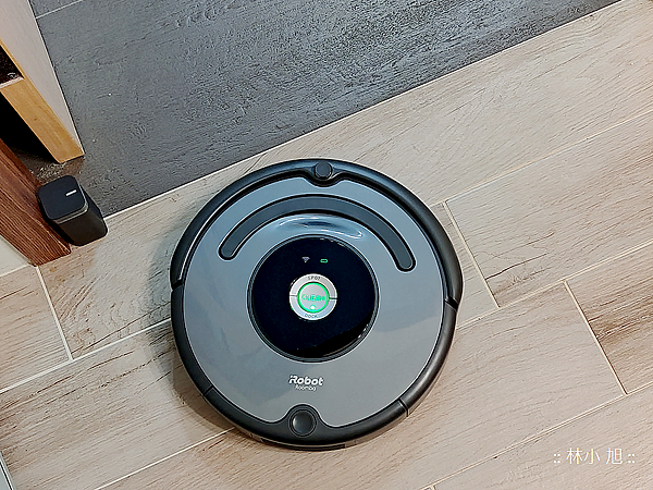 iRobot Roomba 678 Wi-Fi 掃地機器人開箱 (ifans 林小旭) (3).png