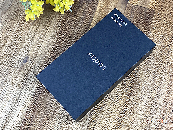SHARP AQUOS R5G 開箱 (ifans 林小旭) (2).png