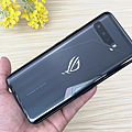 ROG Phone 3 電競手機開箱 (ifans 林小旭) (2).png