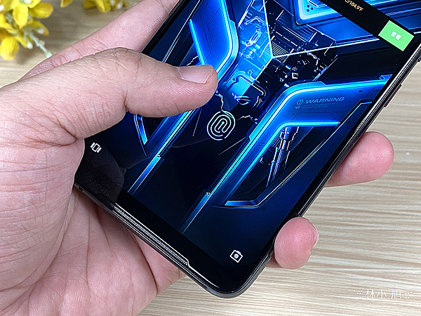 ROG Phone 3 電競手機開箱 (ifans 林小旭) (63).png