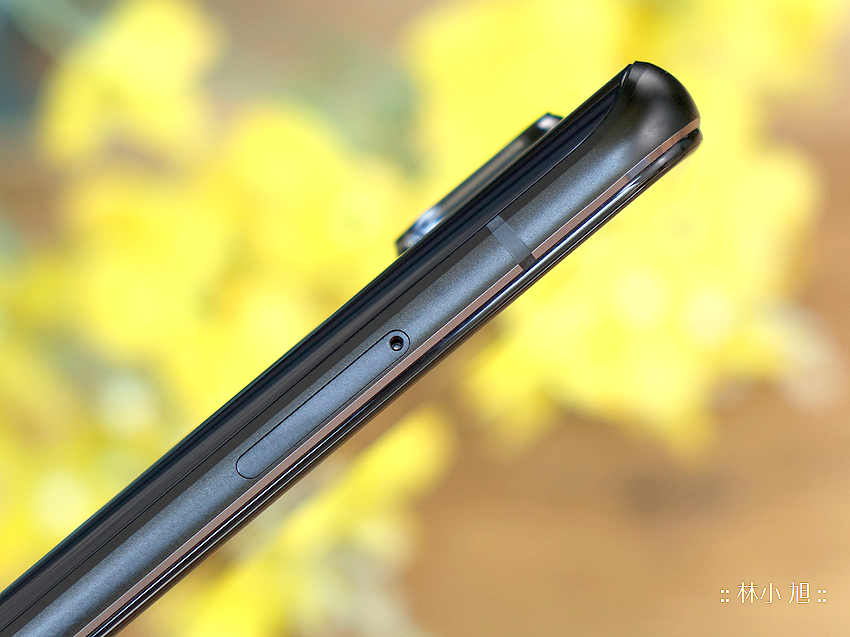 華碩 ASUS Zenfone 7 Pro 開箱 (ifans 林小旭) (6).png 華碩 ASUS Zenfone 7 Pro 開箱 (ifans 林小旭) (6).png