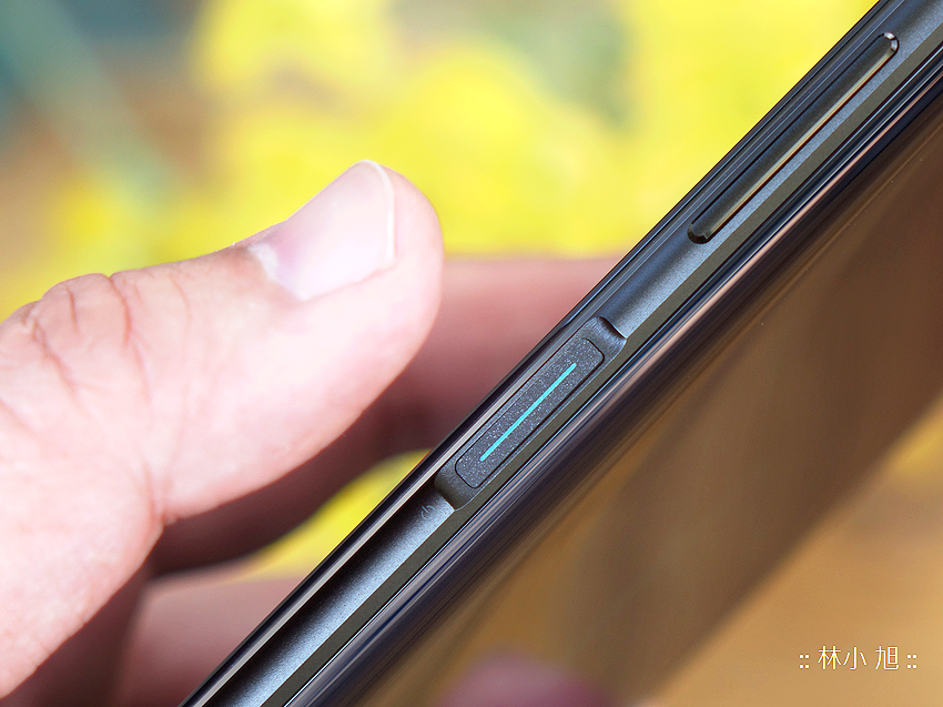 華碩 ASUS Zenfone 7 Pro 開箱 (ifans 林小旭) (5).png 華碩 ASUS Zenfone 7 Pro 開箱 (ifans 林小旭) (5).png