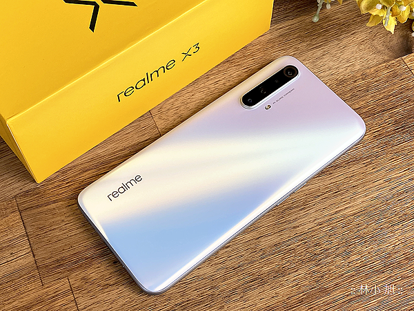 realme X3 開箱 (ifans 林小旭) (28).png