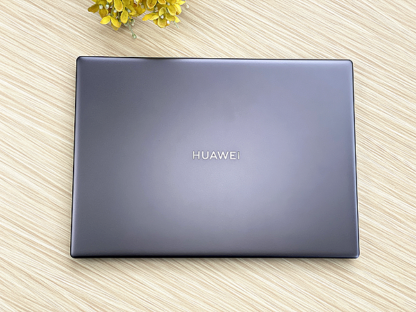 HUAWEI MateBook X Pro 筆記型電腦 (ifans 林小旭) (2).png