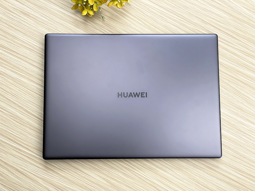 HUAWEI MateBook X Pro 筆記型電腦 (ifans 林小旭) (3).png