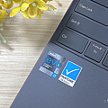 ASUS ZenBook (UX393) 筆記型電腦-開箱 (ifans 林小旭) (7).png