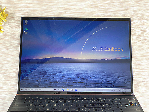 ASUS ZenBook (UX393) 筆記型電腦-開箱 (ifans 林小旭) (21).png