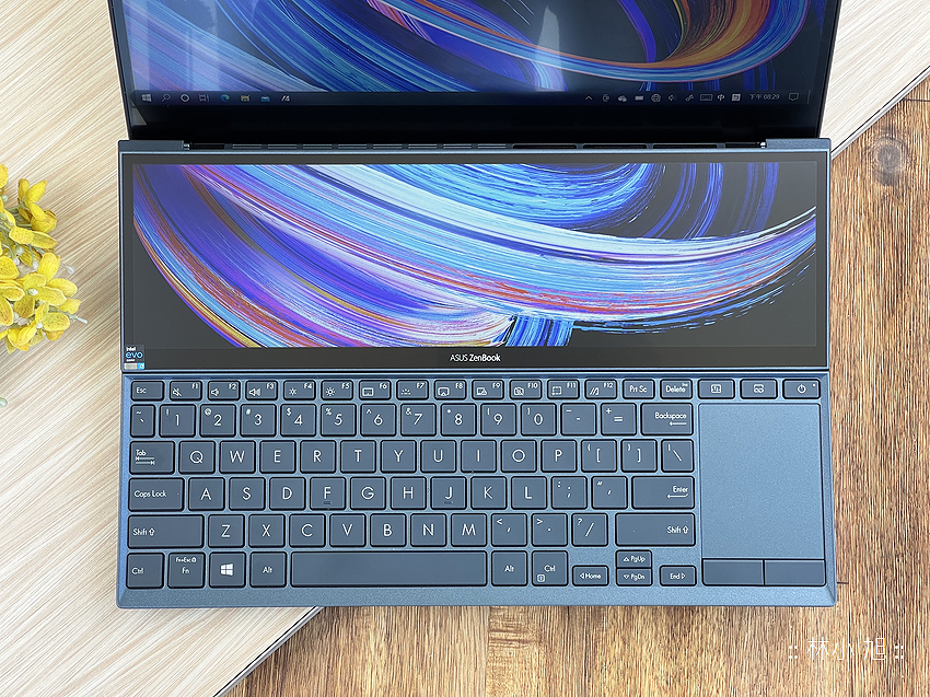 ASUS ZenBook Duo (UX482) 筆記型電腦開箱 (ifans 林小旭) (2).png