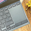 ASUS ZenBook Duo (UX482) 筆記型電腦開箱 (ifans 林小旭) (4).png