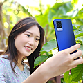 vivo V21 智慧型手機開箱 (ifans 林小旭) (1).png