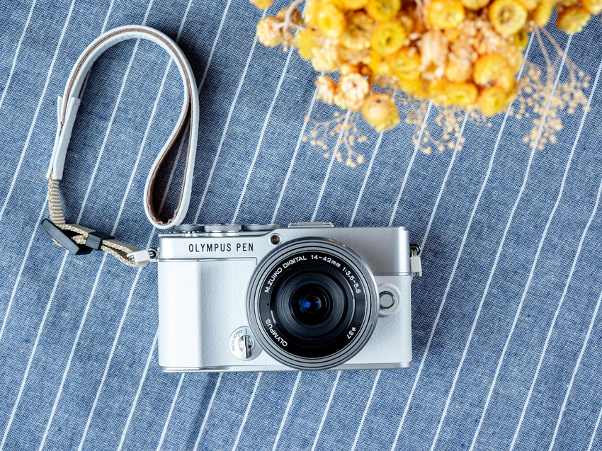 OLYMPUS PEN E-P7 日系復古微型單眼相機_簡約銀白_單機身建議售價NT$24,990.png